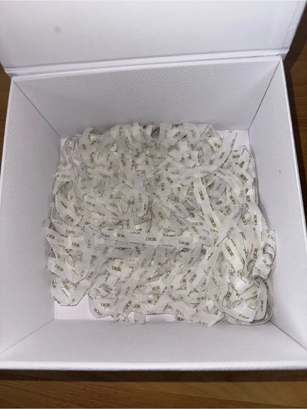 Dior White Box with Gold Lettering - Picture 3 of 7